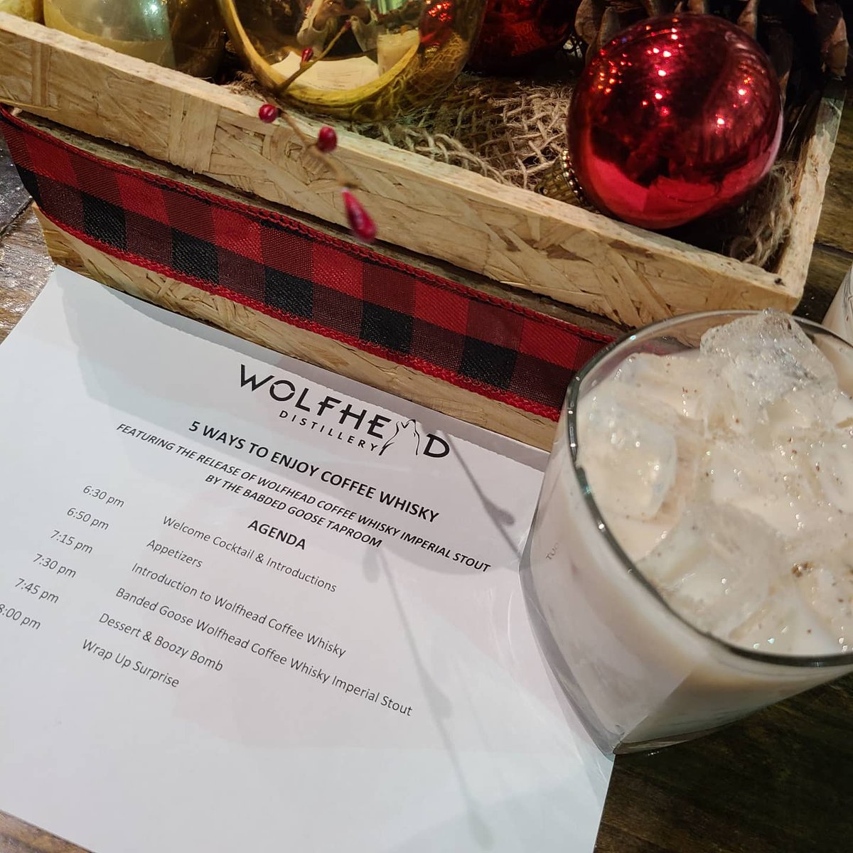 Tweets2Tina's tweet photo. ☕➕🥃➕🍺 = NEW Holiday Brew @bgbrewing @DrinkWolfhead

#brewery #Distillery #yqg #sampling https://t.co/6UHvlZG6Eq