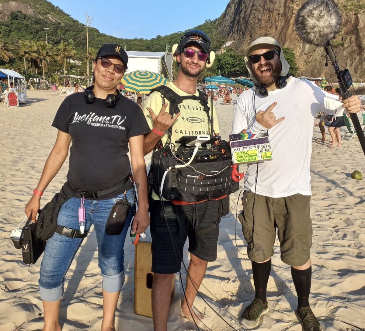 ErikaCassiano3's tweet photo. A challenge called “shooting on the beach” We got this! #soundutility #setlife #Rio https://t.co/QZF4ZDbeEQ