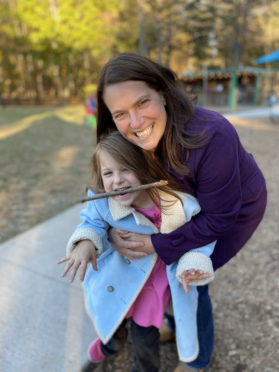 jenneck13's tweet photo. Hey @gap our daughters used a Gap jacket 19 years apart! Our older daughter wore it for 5 winters. https://t.co/Ziw4j1cbcY