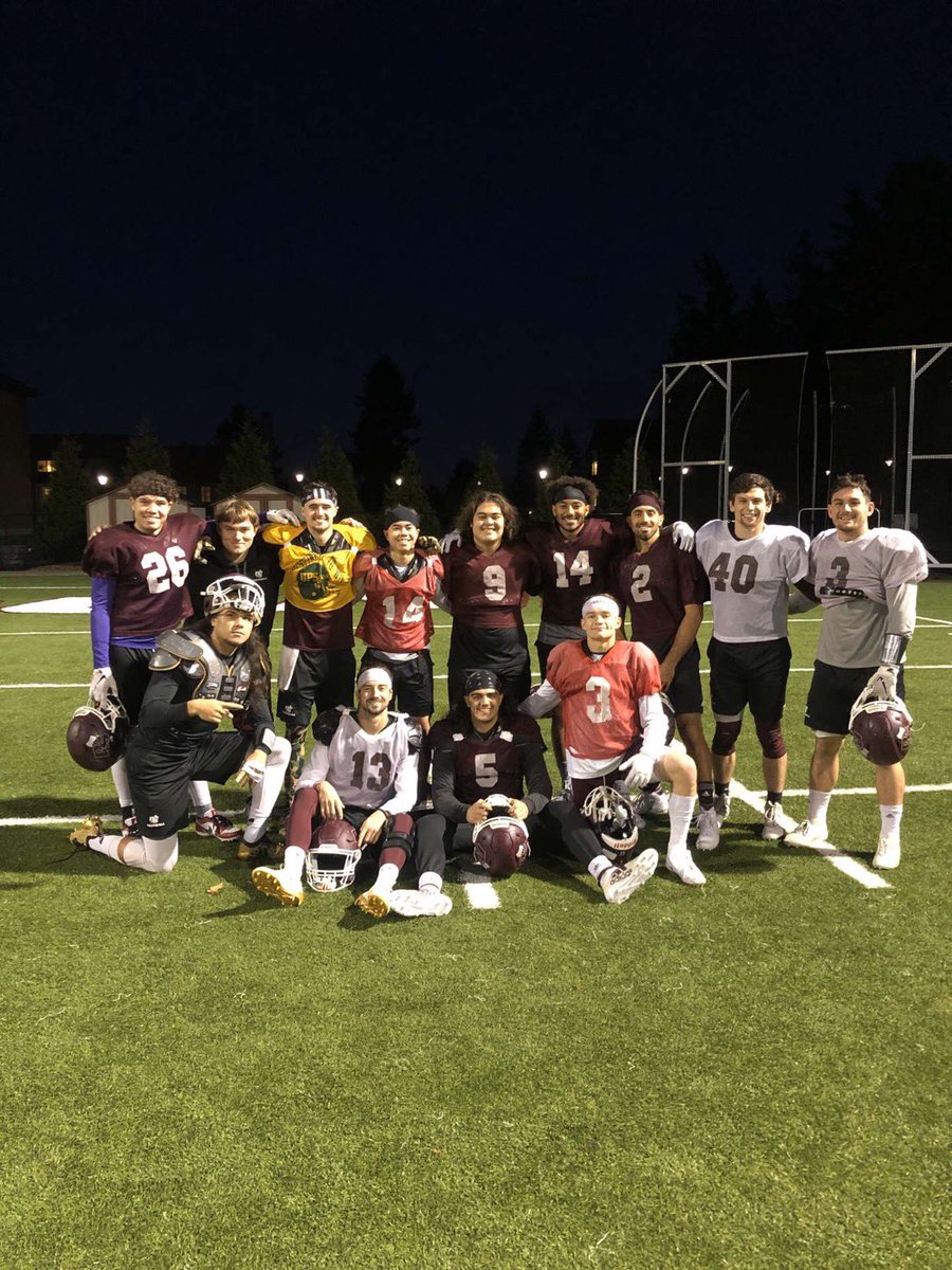 Happy Thanksgiving to ALL! Hope you all are having a wonderful day of family, football, and gratitude. Here are few photos of how thankful I am for Logger football. Wouldn’t want it any other way #Family #BeDifferent #BeALogger