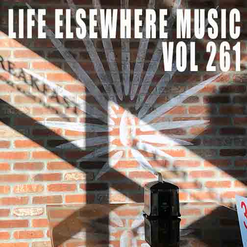NormanBRadio's tweet photo. More Delicious New Music To Satisfy Your Hungry Ears @fleetingjoys @BeninCitizen @BawrutSilencio 
@Mammal_Sounds @balaclavarecs  #JamiePerrett #DaveKusworth + more
Sunday 28 at 11 am ET (4 pm UK) on @WNRM 
#NewMusic #alternative #indie #shoegaze https://t.co/ZYMIGTVjLx