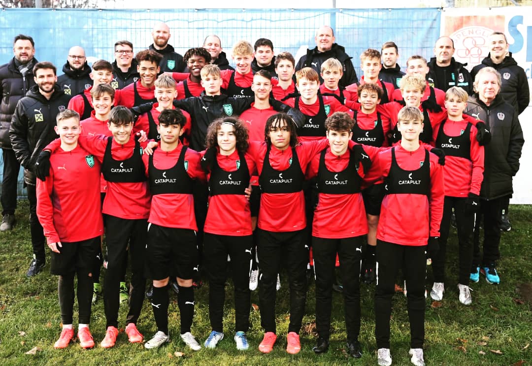 MartinScherb's tweet photo. Erster Lehrgang mit der U15 (Jg2007) mit 2 Länderspielen vs Slowenien (4:1 S,0:1 N). Der Weg geht weiter #oefbyoungsters⚽️🇦🇹 https://t.co/zPgJ2gs3jm
