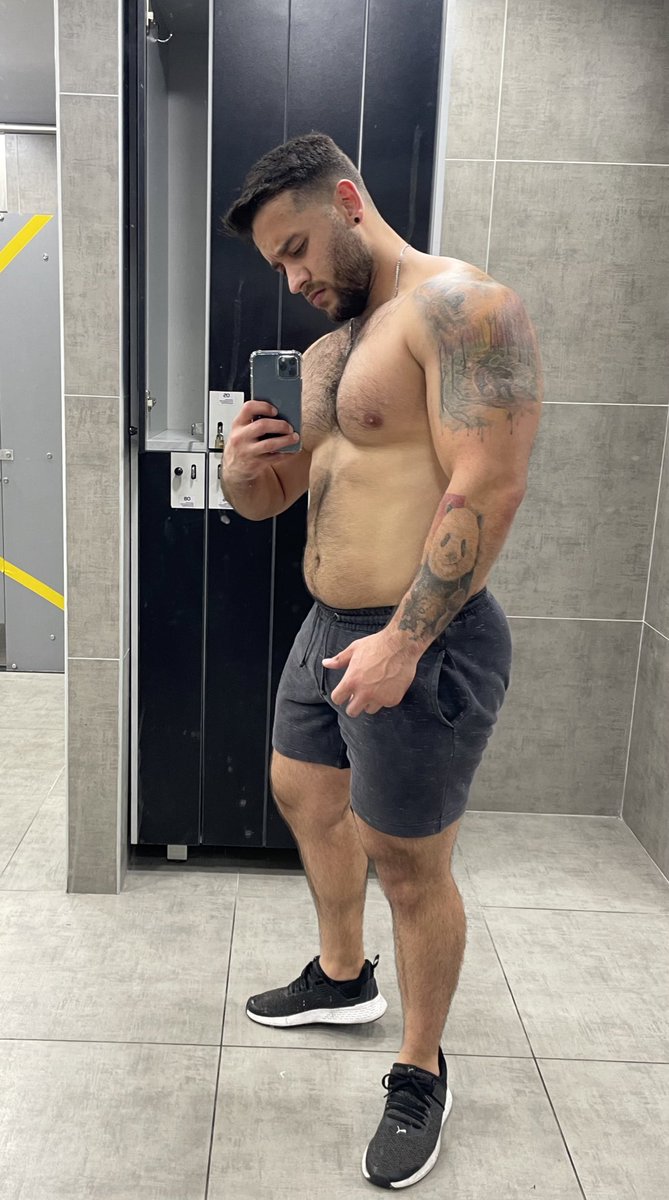 Soyjoseofficial's tweet photo. Vamos bien 💪🏻🧸, que tengan bonito jueves 🌈🌹 https://t.co/0AFUdWh5Tp