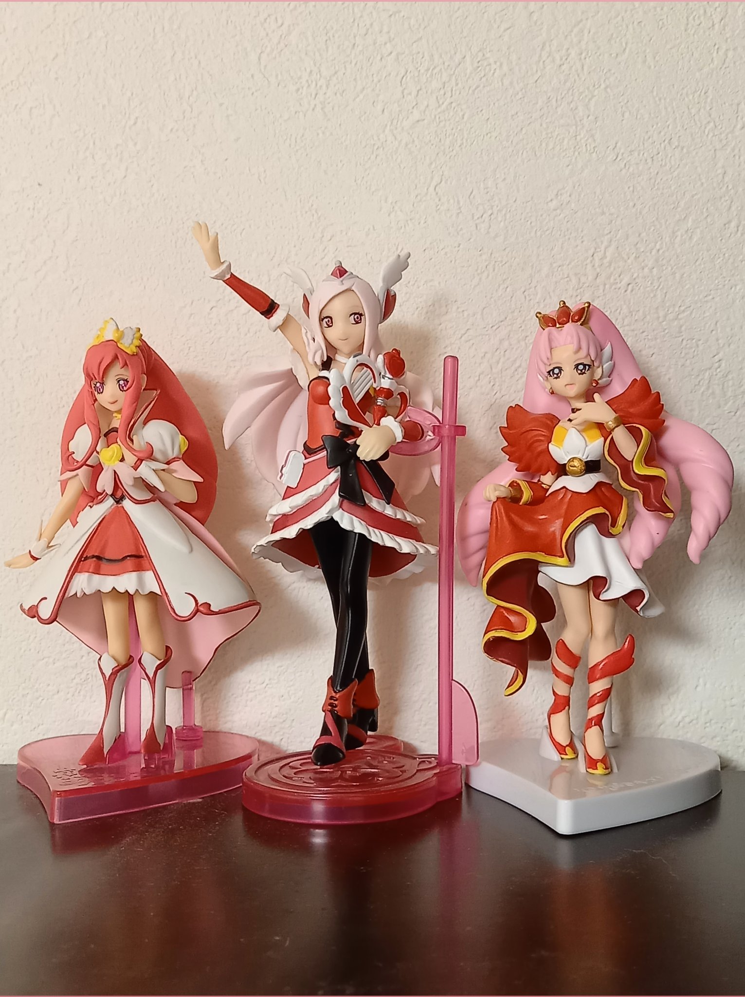 Fujiwara 原西 勝手に企画わたしの好きな歴代プリキュアベスト5の番外編 中盤以降にプリキュアになる赤い衣装プリキュア エース パッション スカーレット あと参加なので衣装が豪華なのよね T Co Zrqqj3ccnw Twitter