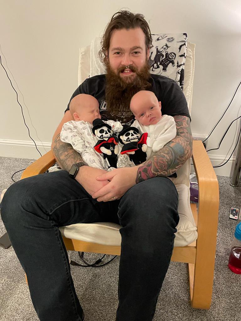 DanielPealing's tweet photo. @sundayjeff Freya and Quinn say thank you for their Baron plushies! (six weeks old this Saturday). https://t.co/gbu4QgSQE3