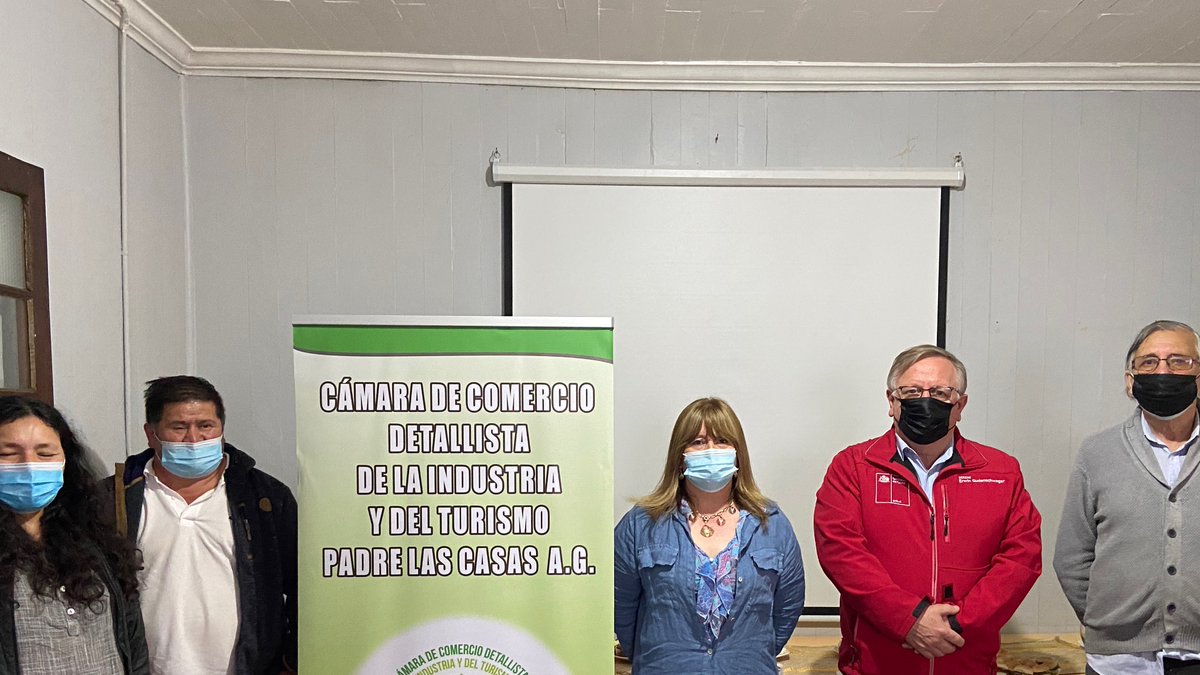 En Padre las Casas <a href="/ErwinGudens/">ERWIN GUDENSCHWAGER</a> se reunió con la cámara de comercio minorista, para explicarles sobre   #casasolar y #PonleEnergiaatuPyme