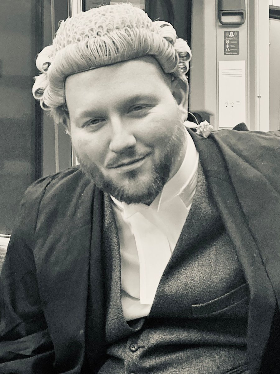 BaristaBarrist1's tweet photo. Great day:
1st SCI called to the Bar
1st Tetraphelgic called to the Bar
1st person from my 2ndary School called to the Bar
In the 1st 100 state educated from Suffolk called to the Bar
1st wheelchair user called to @TheInnerTemple
One of few called to the Bar with a Science PhD https://t.co/LveqEfldwx