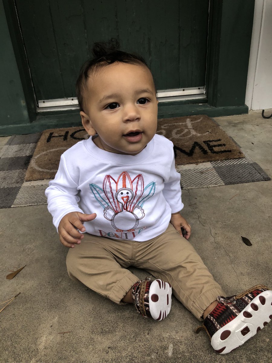 tabriaac's tweet image. okay but who said you couldn’t play dress up with baby boys?