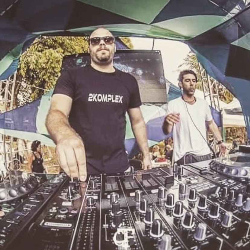 ForAllBookings's tweet photo. @2komplexlive em ação na @psycologicrj . 🔥🔥 

#psy #psychedelic #psychedelictrance #progressivepsytrance https://t.co/LptEuaQgEv