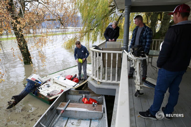 reuterspictures's tweet photo. 🚨 LIVE: @c_helgren, @Jen_Gauthier and @jwints are live on @Reuters Instagram sharing what it’s been like to photograph flood-hit British Columbia, Canada. Join here 👉 https://t.co/eqIwU2sjiC https://t.co/48NHSJ8Cpp