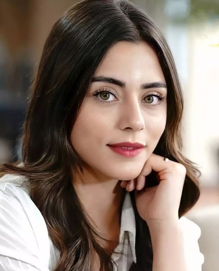 kucucuk kareden kocaman dunyalara acıldıgın sevdıcegınle beraber dunya capında starlar oldugunuzu görürüz ınsallah 

#Emanet Emanet
#SehYam SehYam
#SılaTürkoğlu SılaTürkoğlu
#HalilİbrahimCeyhan HalilİbrahimCeyhan