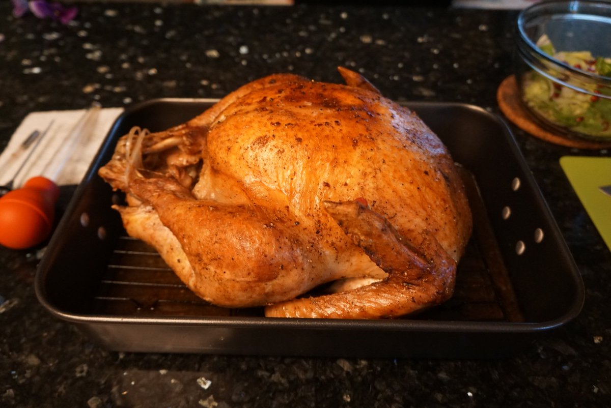umamithun's tweet photo. Happy Thanksgiving 🍂🥧🦃 #thursdayvibes #ThanksgivingDay2021 #Thanksgiving2021 #ThanksgivingMenu https://t.co/mDULsfGdXh