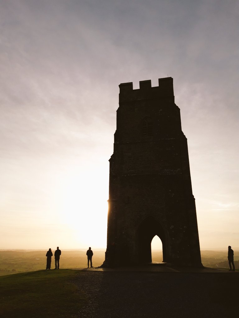 PureYogaSW's tweet photo. Yoga with Andrew @Andrewwrenn
Every Saturday at 10.30 am @redbrickglaston 
Energizing, relaxing and fun
Just drop in, £8
#yogaforall #Glastonbury #yogainglastonbury #somersethour #yogainsomerset #Glastonburytor https://t.co/9PjHWeAywr