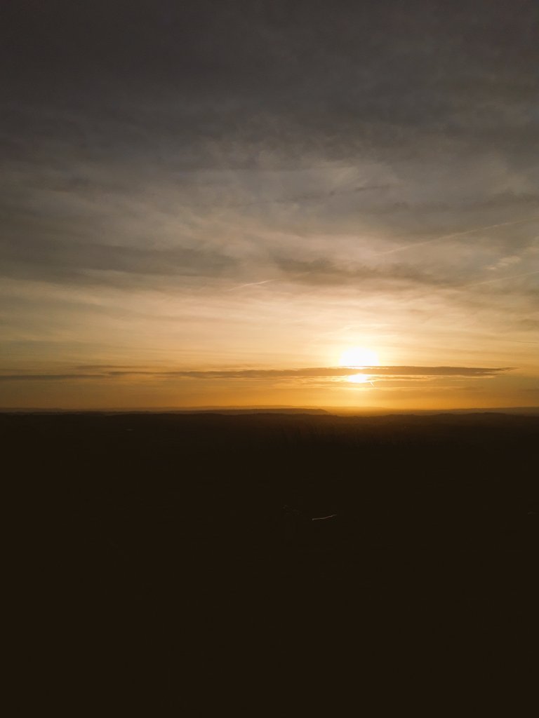 PureYogaSW's tweet photo. Yoga with Andrew @Andrewwrenn
Every Saturday at 10.30 am @redbrickglaston 
Energizing, relaxing and fun
Just drop in, £8
#yogaforall #Glastonbury #yogainglastonbury #somersethour #yogainsomerset #Glastonburytor https://t.co/9PjHWeAywr
