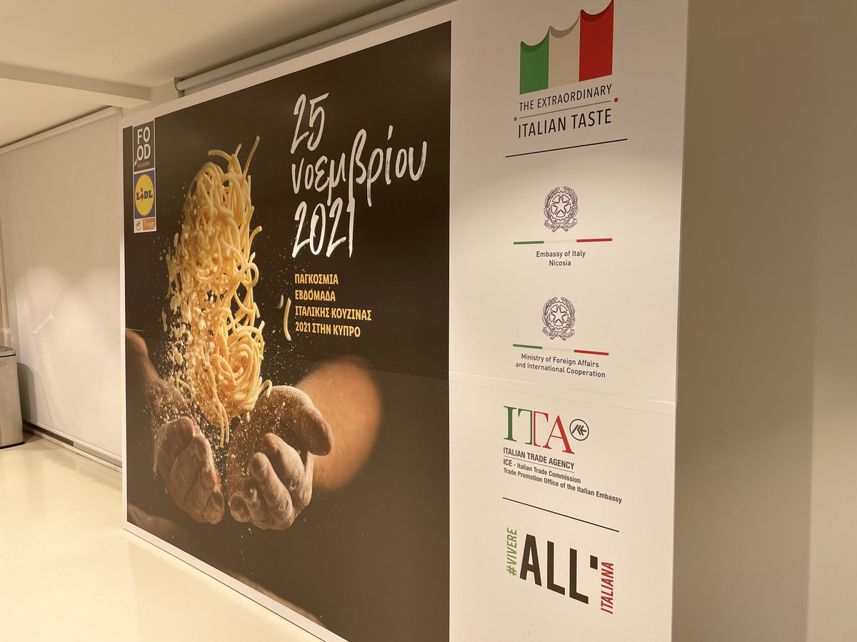 AndreaCav2016's tweet photo. With Chef Kostantinos Petevinos at the launch of the ๐ฎ๐น #WeekoftheItalianCuisine
in #Cyprus ๐จ๐พ
#LidlFoodAcademy in collaboration with @ITAtradeagency and @ItalyinCyprus
#TheExtraordinaryItalianTaste
#VivereAllItaliana https://t.co/5UhPUifR4E