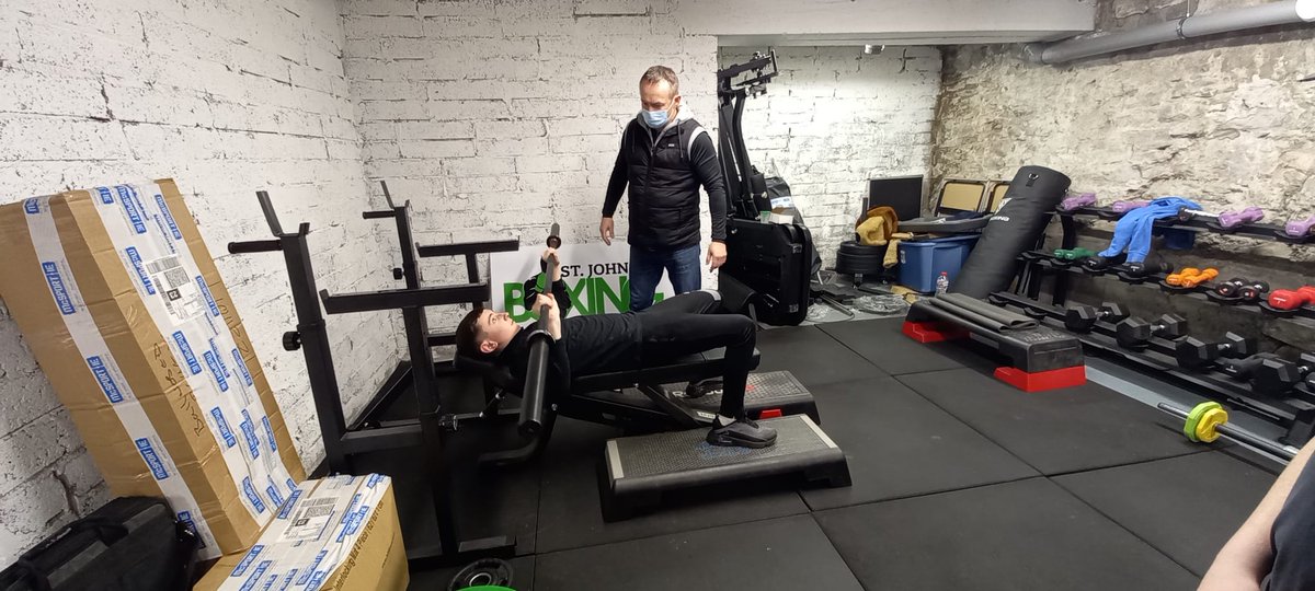limerickyouth's tweet photo. The Health &amp; Fitness Prog continued @garryowencdp this week as the boys with our #Garryowen UBU &amp; #Irishtown #GYDP groups did weight training with a focus bench pressing with instructor John Ryan 🏋️‍♂️ Well done 👏🏼 #limyouth #lys @ywirl https://t.co/4g9xTdrsZA