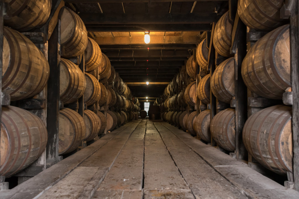 LocalLexington's tweet photo. Where to Buy and Hunt for Bourbon Near Lexington, Kentucky…
VIEW TIPS... https://t.co/QyaaEI0xvj
#lexington #kentucky #lexingtonkentucky #bluegrass #basketball #horseracing #bourbon #bourbontrail https://t.co/RHpwAgwFuo
