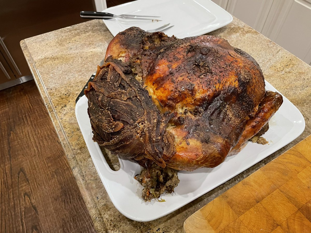 BreinerEric's tweet photo. The #2021TurkeyReveal Happy Thanksgiving https://t.co/lwBLUApSl4