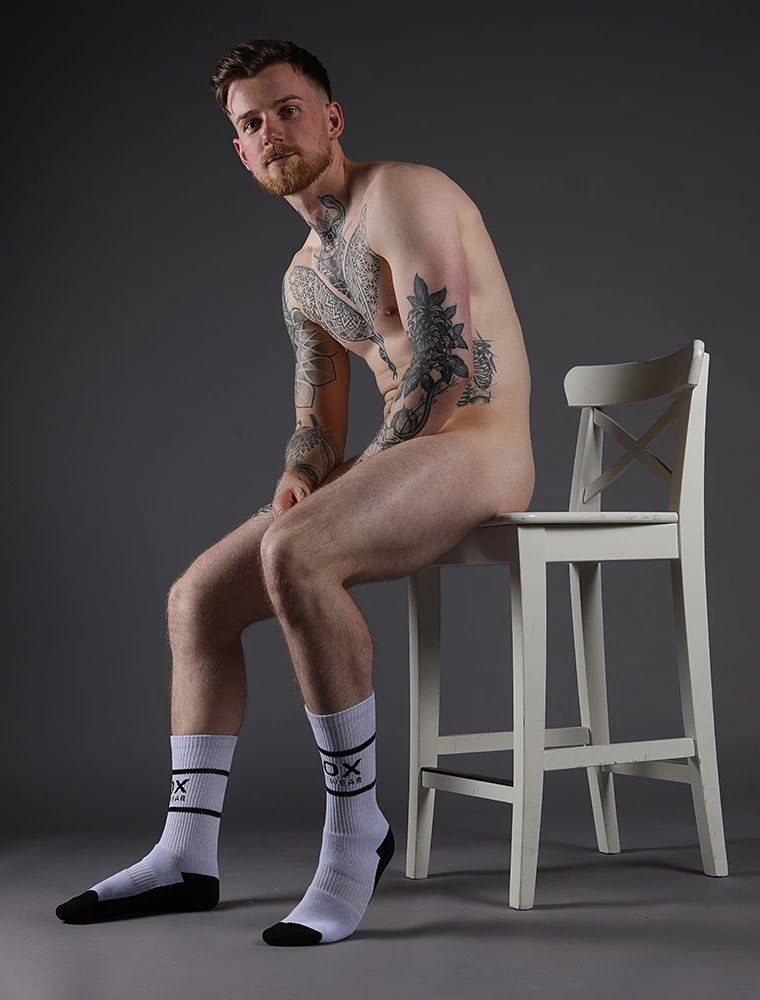 robertochavez's tweet photo. Box Brand a fit for everyone
.
#boxbrand #menswear #underwear #mensfashion #meninunderwear #box #packaging #menbulge #packagingdesign #briefs #brand #branding #cool #timeless #quality #classic #design https://t.co/O9Ayr4k3Lh