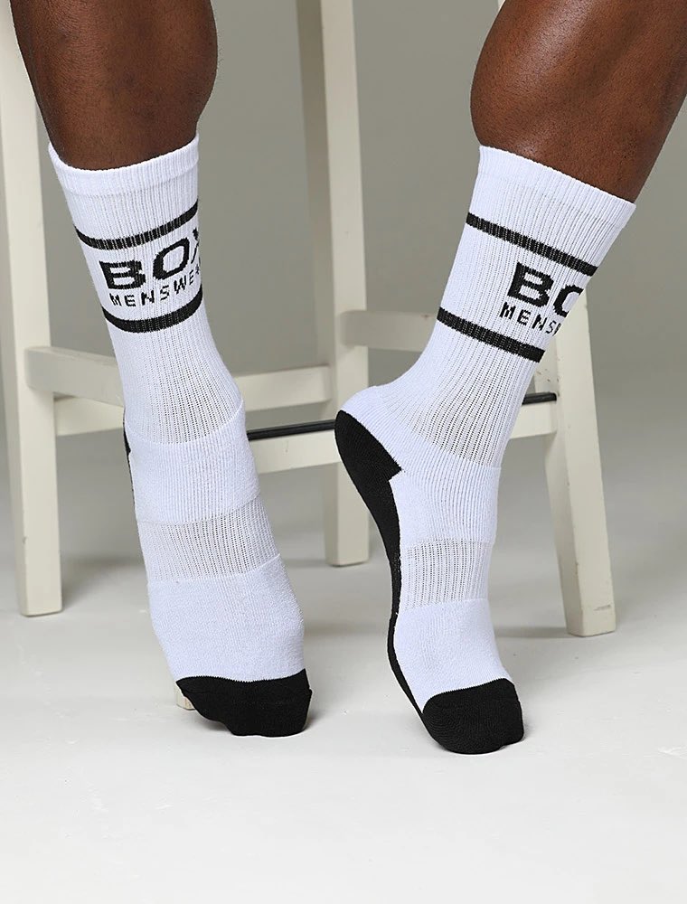 robertochavez's tweet photo. Box Brand a fit for everyone
.
#boxbrand #menswear #underwear #mensfashion #meninunderwear #box #packaging #menbulge #packagingdesign #briefs #brand #branding #cool #timeless #quality #classic #design https://t.co/O9Ayr4k3Lh