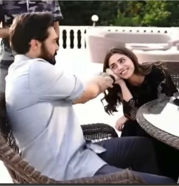 Bir çift olarak SehYam bize gerçek aşkın ne olduğunu 
gösteriyor 

#Emanet Emanet
#SehYam SehYam
#SılaTürkoğlu SılaTürkoğlu
#HalilİbrahimCeyhan HalilİbrahimCeyhan