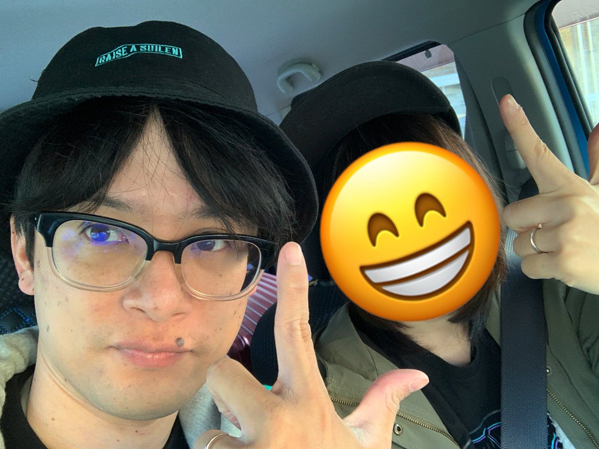 Hisayasu6221's tweet photo. 推し事妻と共に行ってきます。
#RAS
#BE_LIGHT
#福岡Zepp https://t.co/JMU2l4sjOe