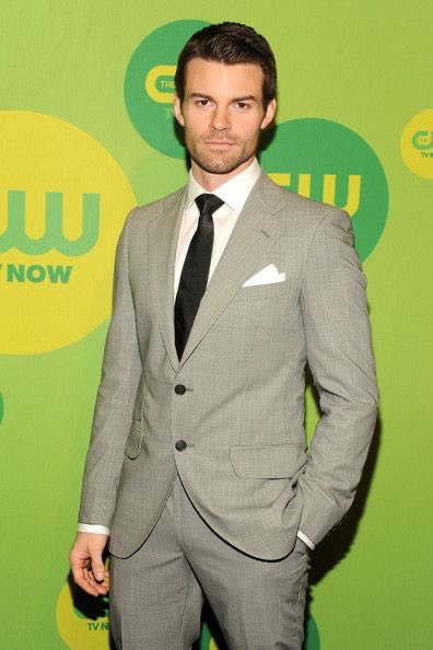 Time to tease @FangtasiaDiva as I hope she will find me even more intriguing as a 1000 year old vampire ❤️❤️😘😘😉😘😏🥰🥰🖤