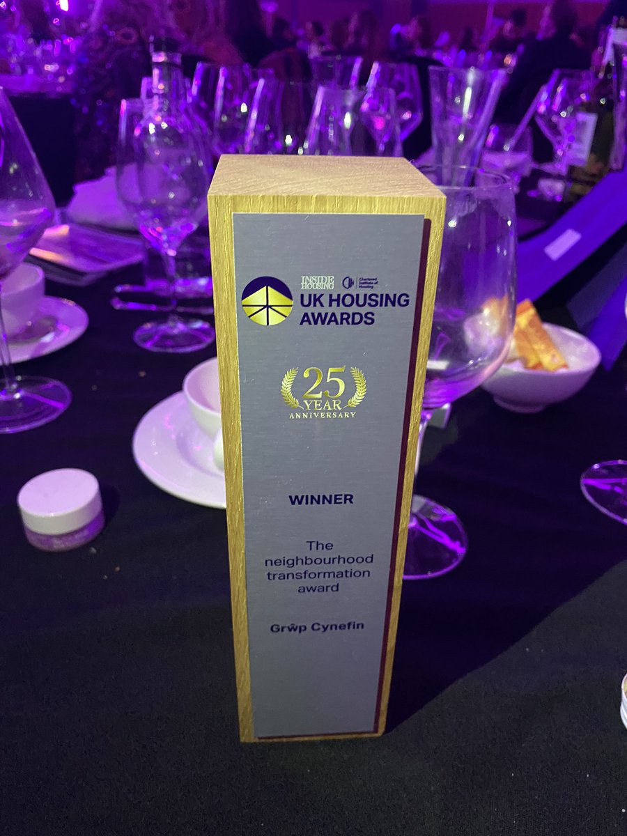 Claire Shiland tweet media