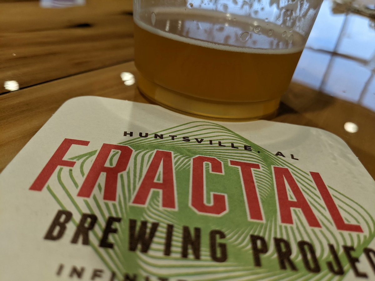 geekouthsv's tweet photo. #Alcoholabama #drinklocal #Fractal #alabama #Huntsville #Beer #craftbeer #rocketcity #geekouthsv https://t.co/sMR1uSjlM9