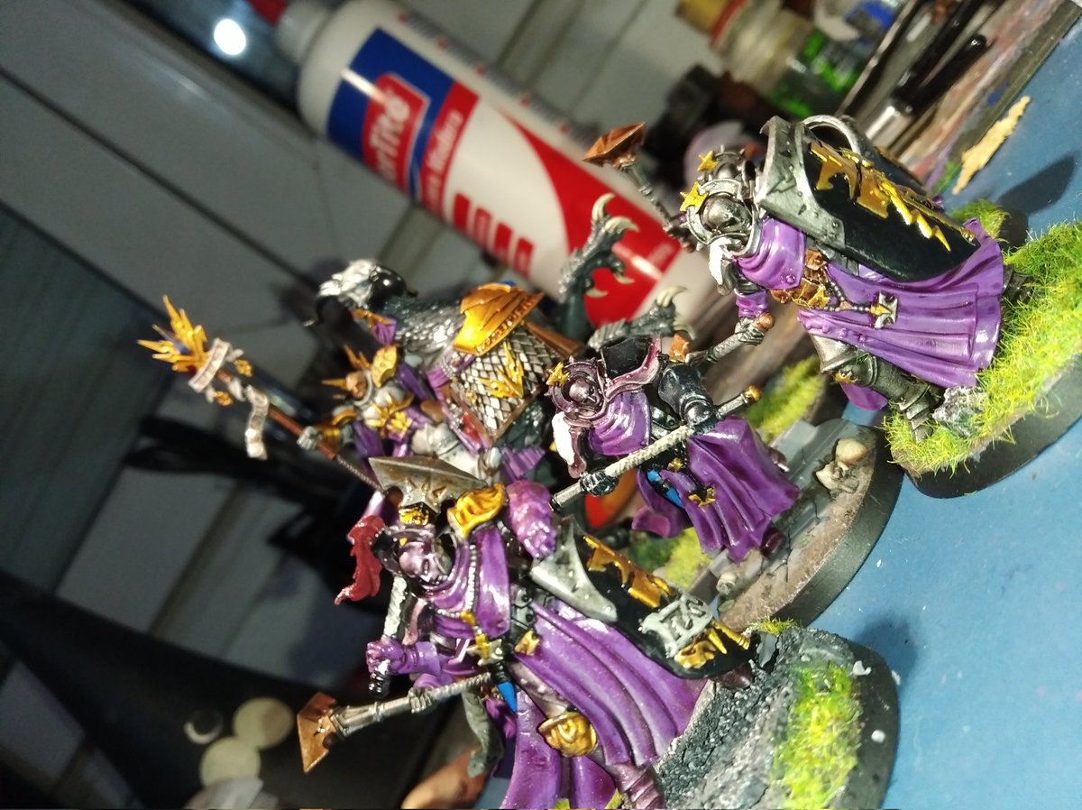 NeldorethMinis's tweet photo. Fuerza Stormcast en aumento, preparándose para llevar llevar la palabra de Sigmar por los Reinos Mortales.
#WarhammerCommunity #Warhammer #Warmongers #Stormcasts https://t.co/ZHD1xpkyjp