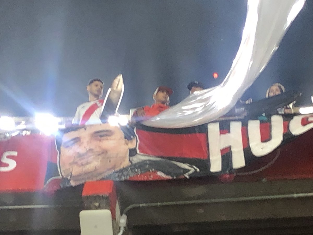 soleaalonso's tweet photo. #HugoYNadaMas @caortega64 @SubComDelHincha @secasfpi @cotialonso #RiverYNadaMas @parana451secas1 https://t.co/Lu0nu8Cr1b