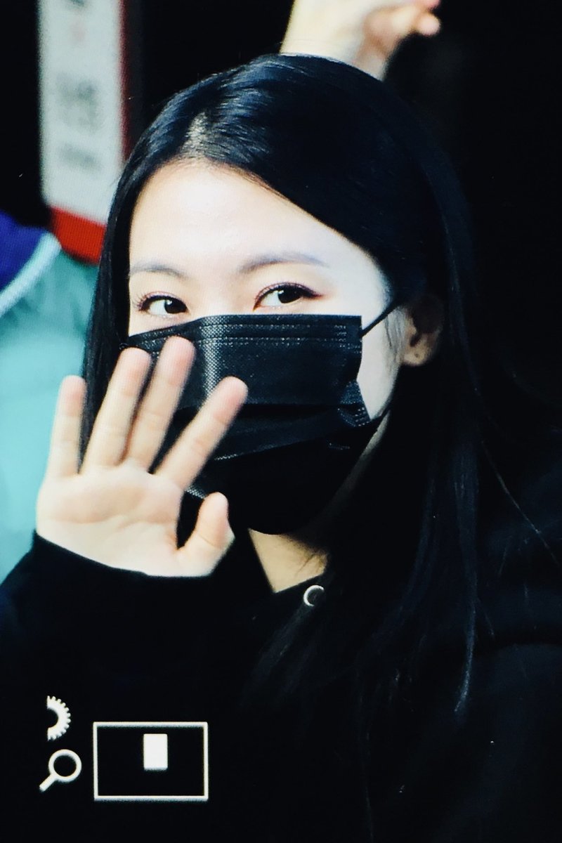 211126 프리뷰 #위키미키 #루시
2021 최고의 솔로가수 조유리 짱팬 찍어줌