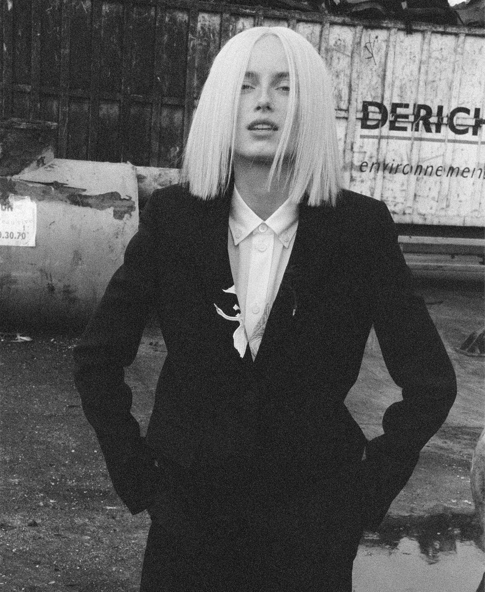 art8amby's tweet photo. #editorial with #RianneVanRompaey by #HenrikPurienne in #MLeMagazineDuMonde #December2021, styling by #EmmanuelleAlt. Hair and makeup by #DamienBoissinot and #ChristelleCocquet #art8amby #art8ambygram #art8ambyeditorial https://t.co/MKVRtWdoqw