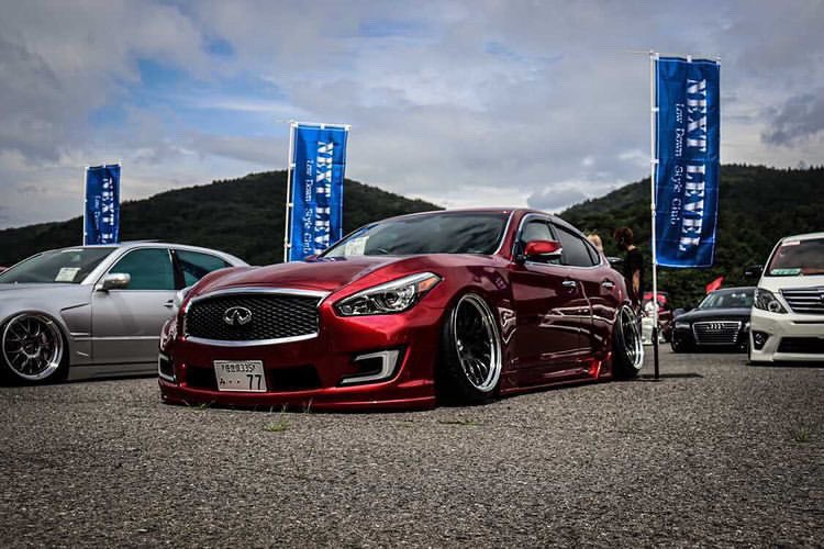nextlevel_77's tweet photo. 明後日はトップスタイル杯‼️

#NEXTLEVEL #kcstyle #topstyle #トップスタイル杯 #VIPSTYLE #VIPCAR #セダン #LEXUS #LS460L #日産 #51FUGA #ドレスアップカー #車高短 https://t.co/SxFee9UqBP