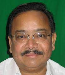 suryanandannet's tweet photo. Tribute to our #OdiaIcons on their Birth Anniversary today.
🎂 #RabiRay ( Ex Speaker of the Lok Sabha n former Union minister )
🎂 #BirenMitra ( Ex CM Of Odisha )
🎂 #BikramKeshariDeo ( 3 time MP from #Kalahandi ) https://t.co/2F4S35f9bT