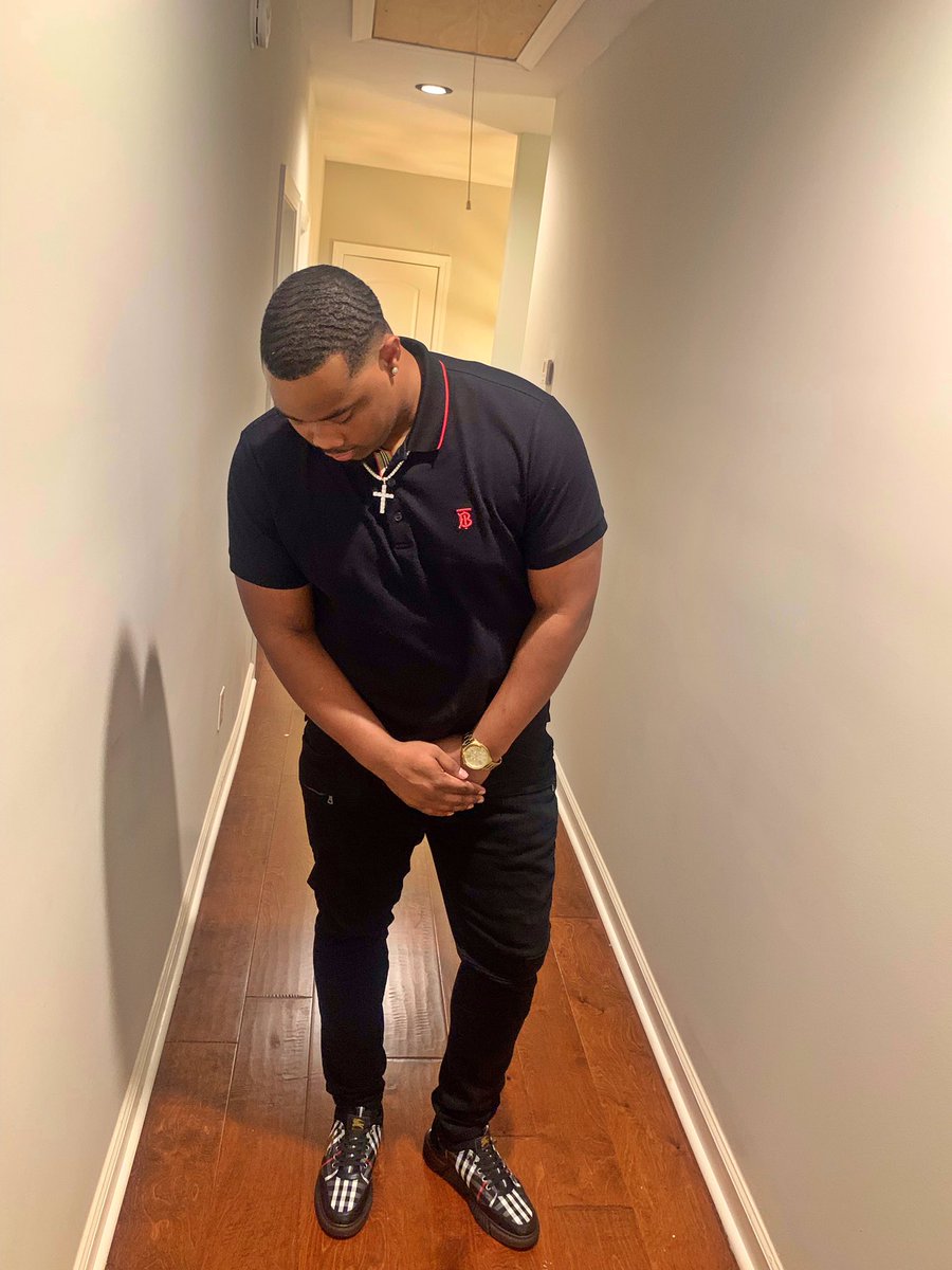 Kevion_901's tweet photo. I’m a Giver I Been Giving it I know They Can’t take That💰🖤🤧

 #turkeyday🦃 https://t.co/4PRpYTyCnu