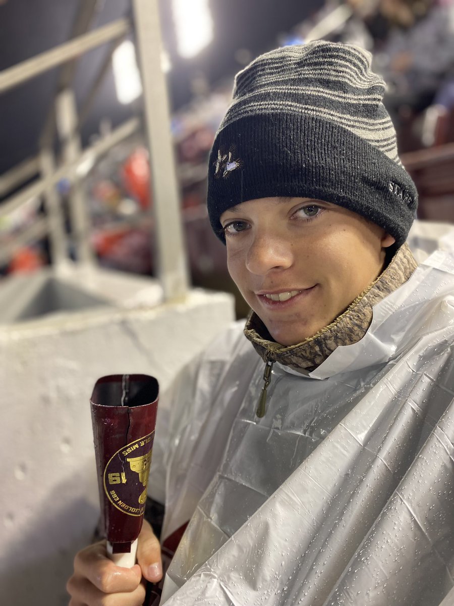 Randynms's tweet image. #HailState go dawgs!