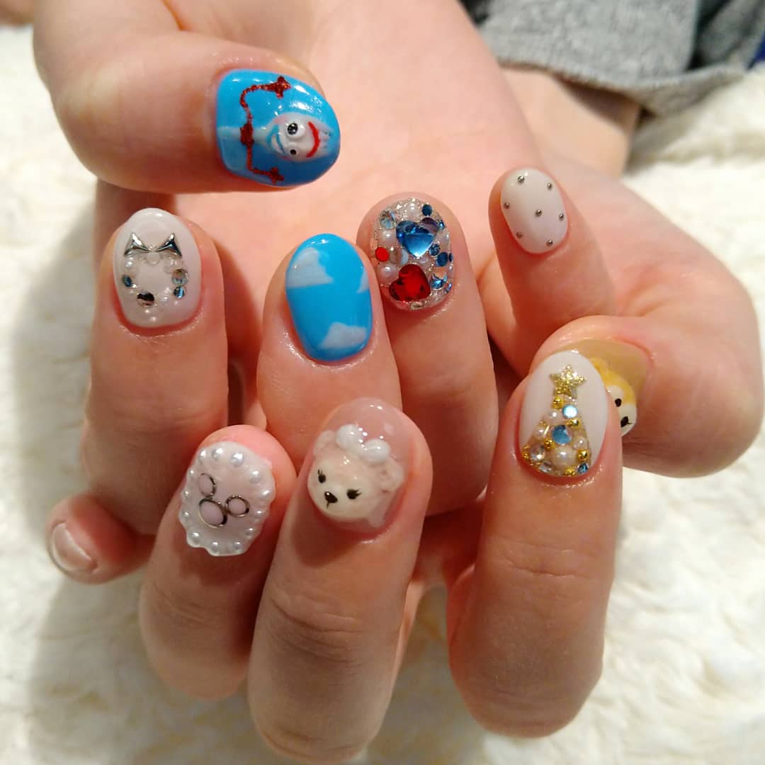 Erie S Nerd Nails お客様ネイル ディズニーシー用に 雰囲気一緒なようで違う感じ ｖ ﾆﾔ ありがとうございました ネイル 痛ネイル キャラネイル ネイルアート 手描きイラスト 手描きネイル 手描き ダッフィー シェリーメイ ダッフィーネイル