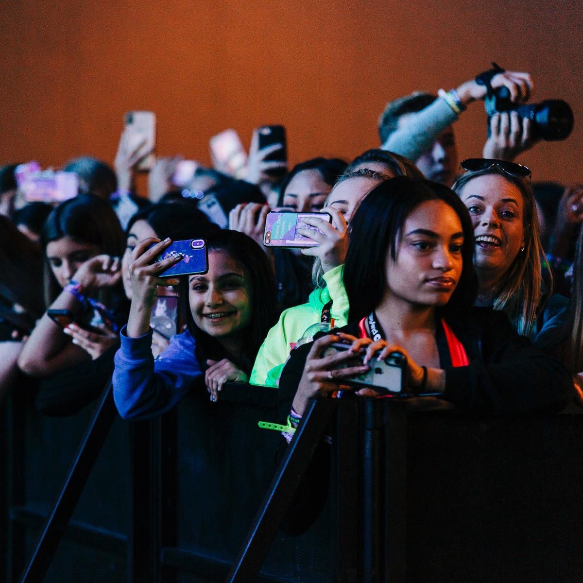 PlaylistLive's tweet photo. HAPPY THANKSGIVING #PLAYLISTFAM ❤️ We are thankful for each and everyone of you! Can’t wait until we all reunite! 😊 https://t.co/cNwICDzPaV