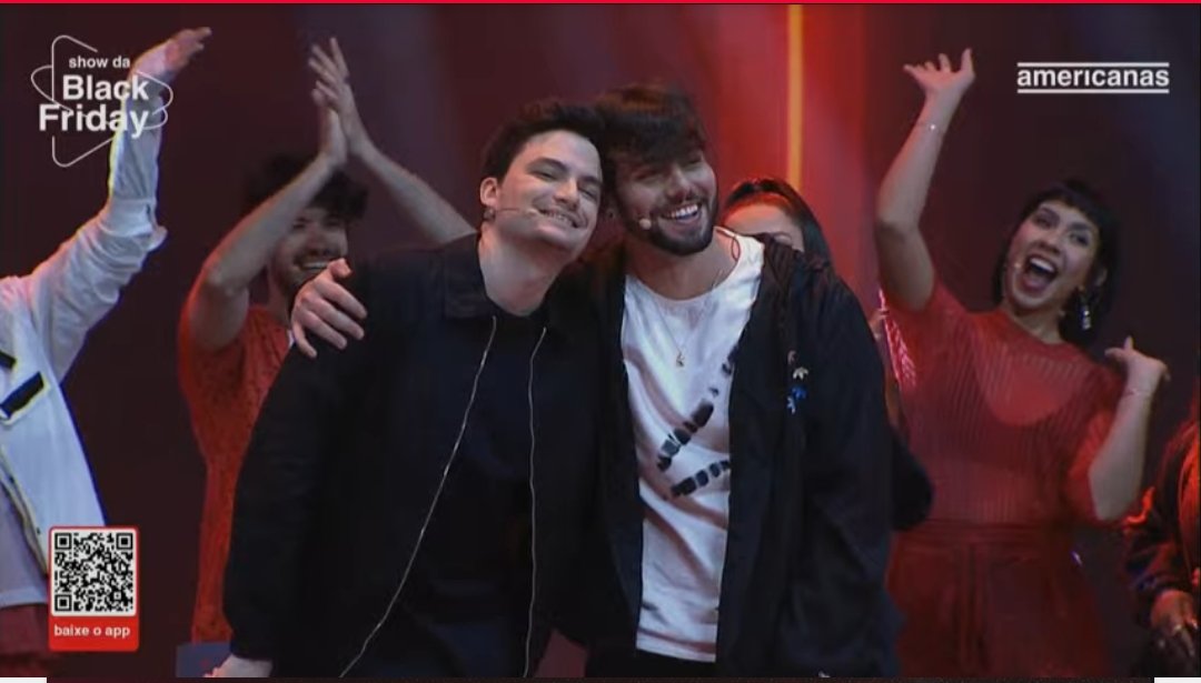 Fontourabb's tweet photo. Prontoooo @t3ddyyyyy @felipeneto  @americanas <3 https://t.co/3gAVGXyrqO
