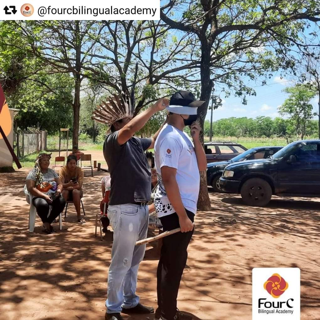 aldenirjulio_'s tweet photo. #AscomAldenir| Os alunos do projeto partilha da FourC Bilingual Academy, Bauru-SP, percorreram mais de 800km até a nossa comunidade indígena.
A turma escolheu as aldeias da região de Miranda no Pantanal de Mato Grosso do Sul para uma troca cultural.
#fourc #cultura https://t.co/8fPlmpSjYl