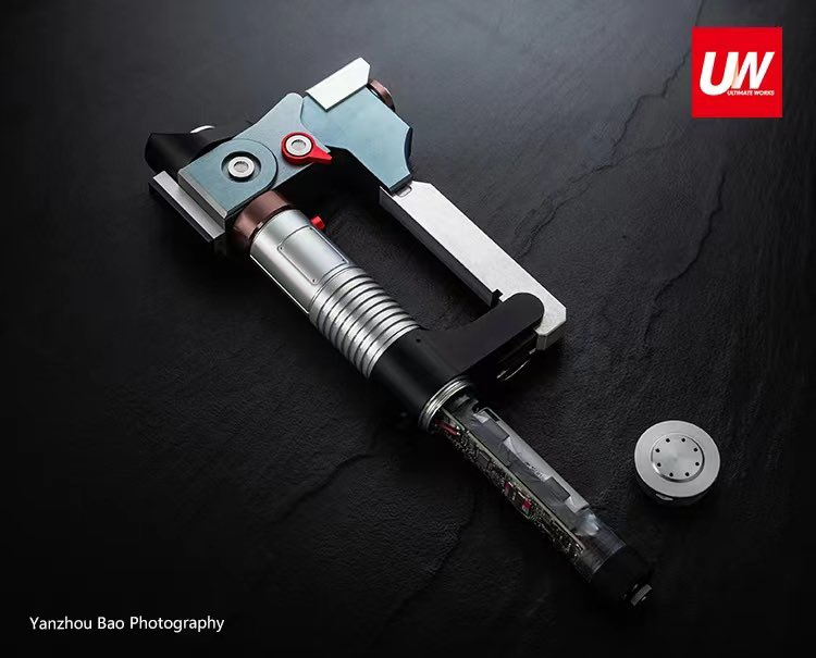 K4vmjCEZd43dRtn's tweet photo. エズラ・ブリッジャー　の　#ライトセーバー　UW製 
#lightsaber #starwars
#ultimateworks https://t.co/QhQPriSgSG