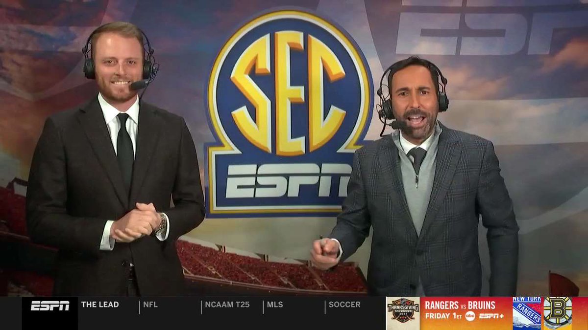 BrooksAD's tweet photo. Happy #Thanksgiving & Happy Egg Bowl to all who celebrate ๐ฅ๐
#MISSvsMSST is live now on ESPN with @JoeTessESPN, @GregMcElroy & @Katie_George05 on the ๐๏ธ
Grab your pumpkin pie & join us!! https://t.co/FhBAGeVjkh