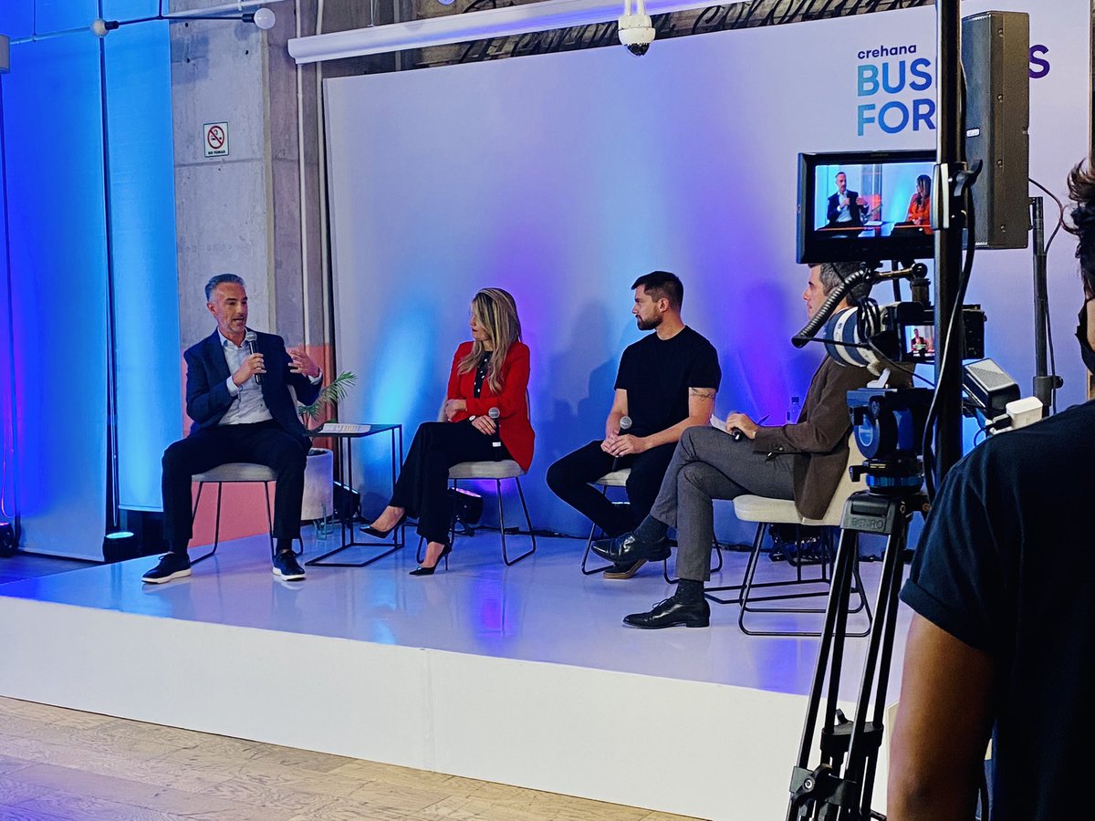 crehanacom's tweet photo. “Hay una relación directa entre el producto bruto interno y la competitividad digital de un país”. @apreinfalk en el #CrehanaBusinessForum https://t.co/myakVLZzMr