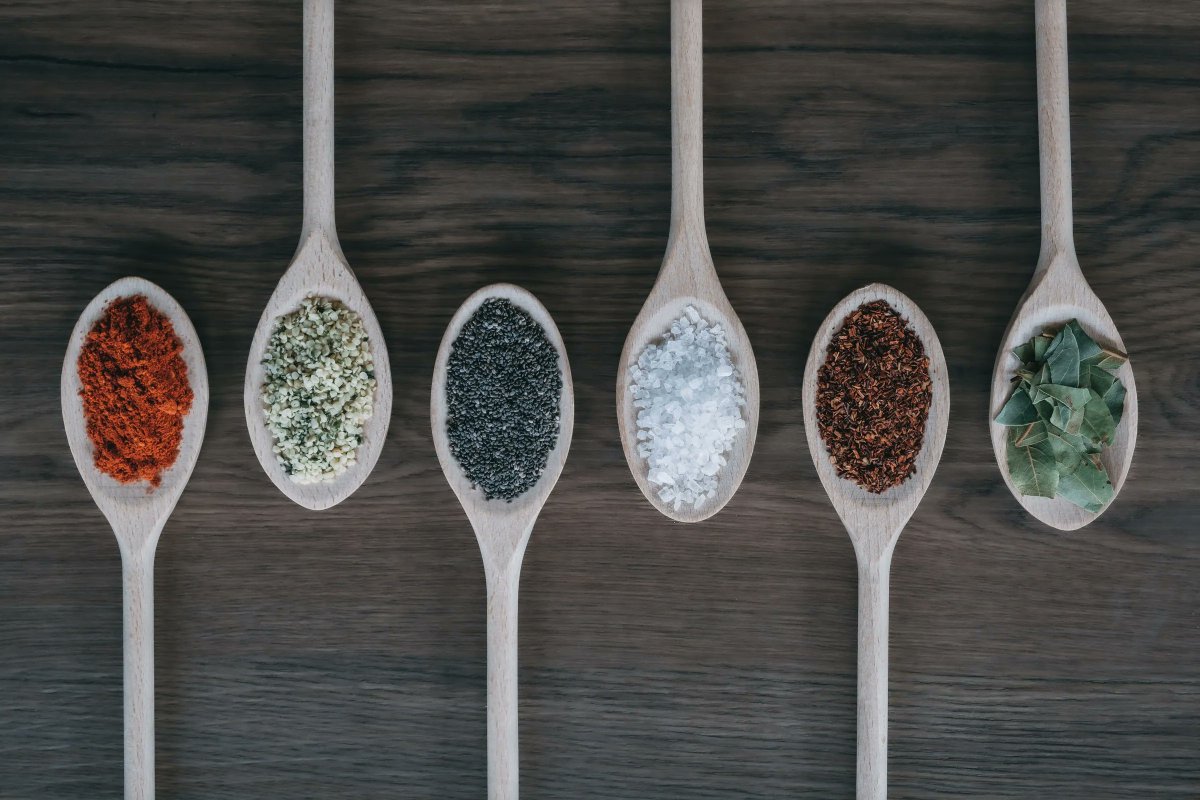 Spice it up! Adding an extra teaspoon of herbs and spices to your food lowers blood pressure buff.ly/3nDFV4s 
#Seasonings are great for adding a little flavor to a bland meal, but a new study finds they may also be great at lowering your #bloodpressure too