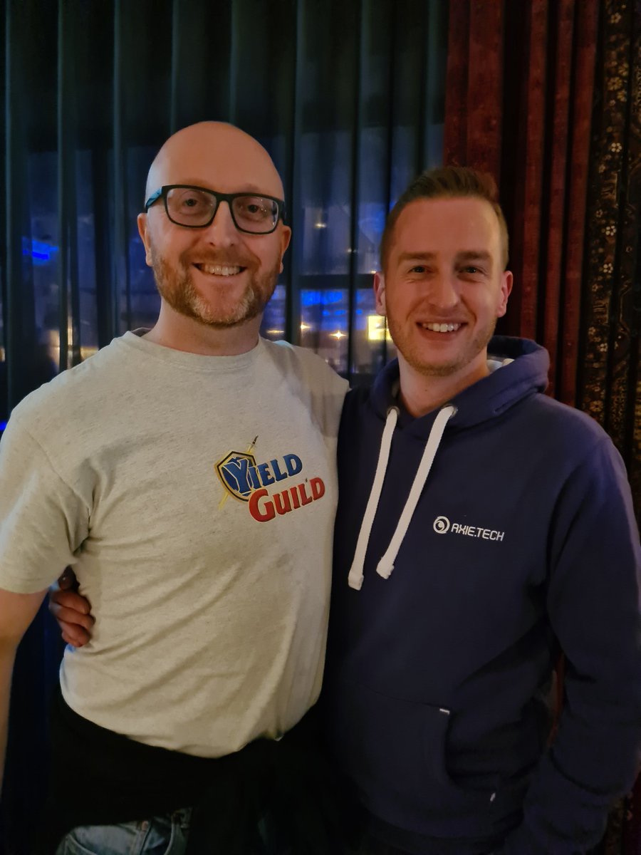 bestaxies's tweet photo. https://t.co/D8vTADnT45 and @YieldGuild friends forever! Love you @CryptoBlockDan 💜 https://t.co/GXvLRq009v