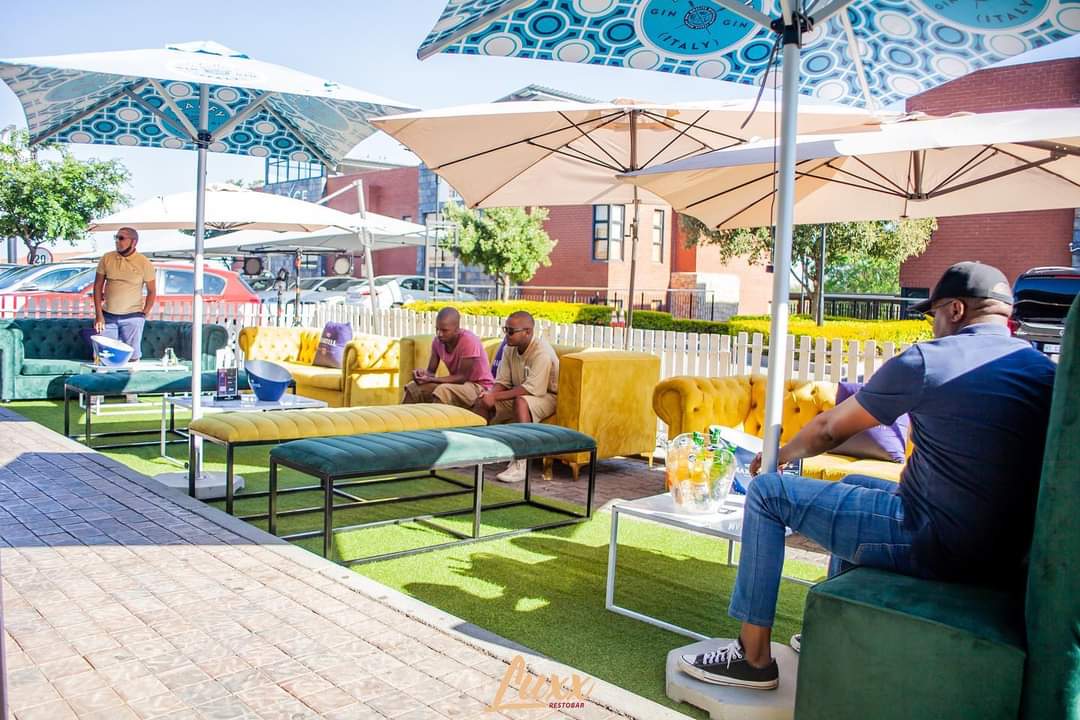 Busik_DeepHouseSouthAfrica tweet media