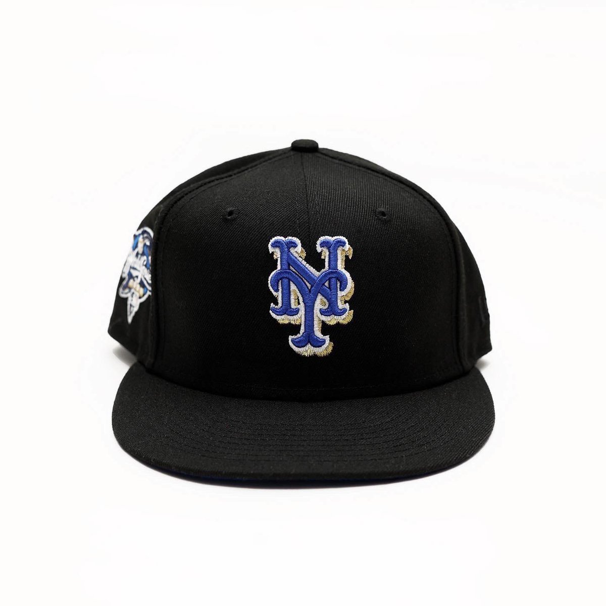Nohble's tweet photo. New Era “The City is Mine” pack (Nohble Blue 🔵 UV)

Releasing tomorrow 12 pm exclusively at Nohble! 🔵

Designed by  @walklikeus  @normansito_ @ciscooo__ 

Shop https://t.co/RrCQkuFSt9 https://t.co/7YC7wVoRxh