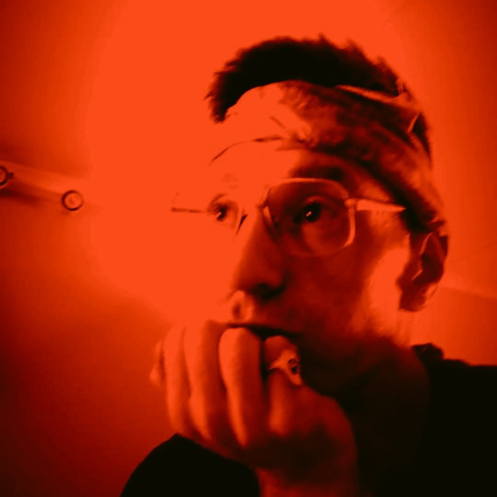 Busik_DeepHouseSouthAfrica tweet media