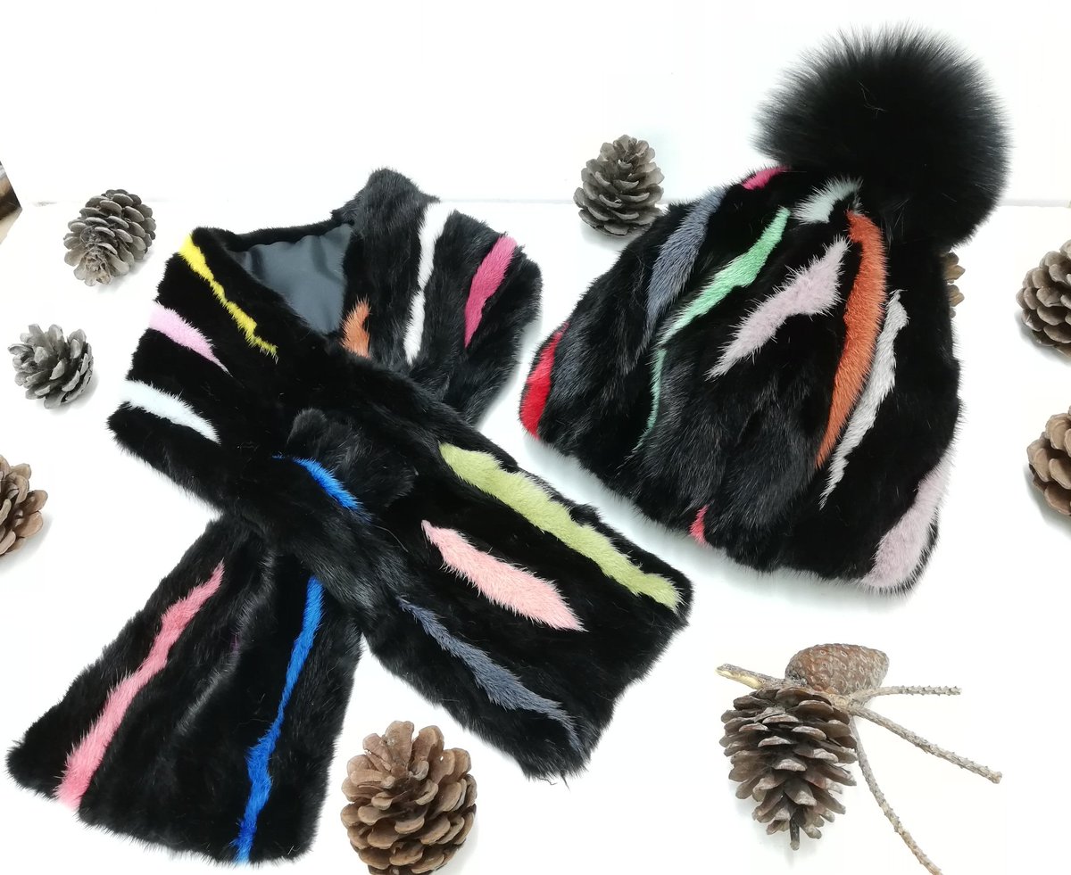 tkifurs's tweet photo. We process everything down to the last piece. So we made multicolored scarves and beanies hats from small pieces of mink. This is the environmental friendliness of real fur that you never see in  the fast fashion industry.
#realfur #tkifurs
#madeingreece #enviromentallyfriendly https://t.co/7ODM7Tas3l